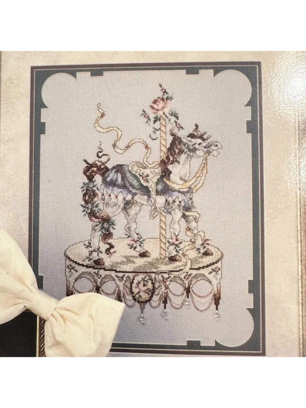 Stoney Creek Carousel Magic Cross-Stitch Pattern Book 117